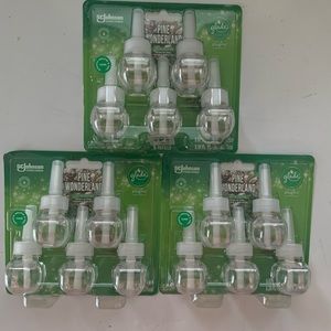 (3) 5 Count Packages Of Glade Pine Wonderland Scent Plugins Scented Oil